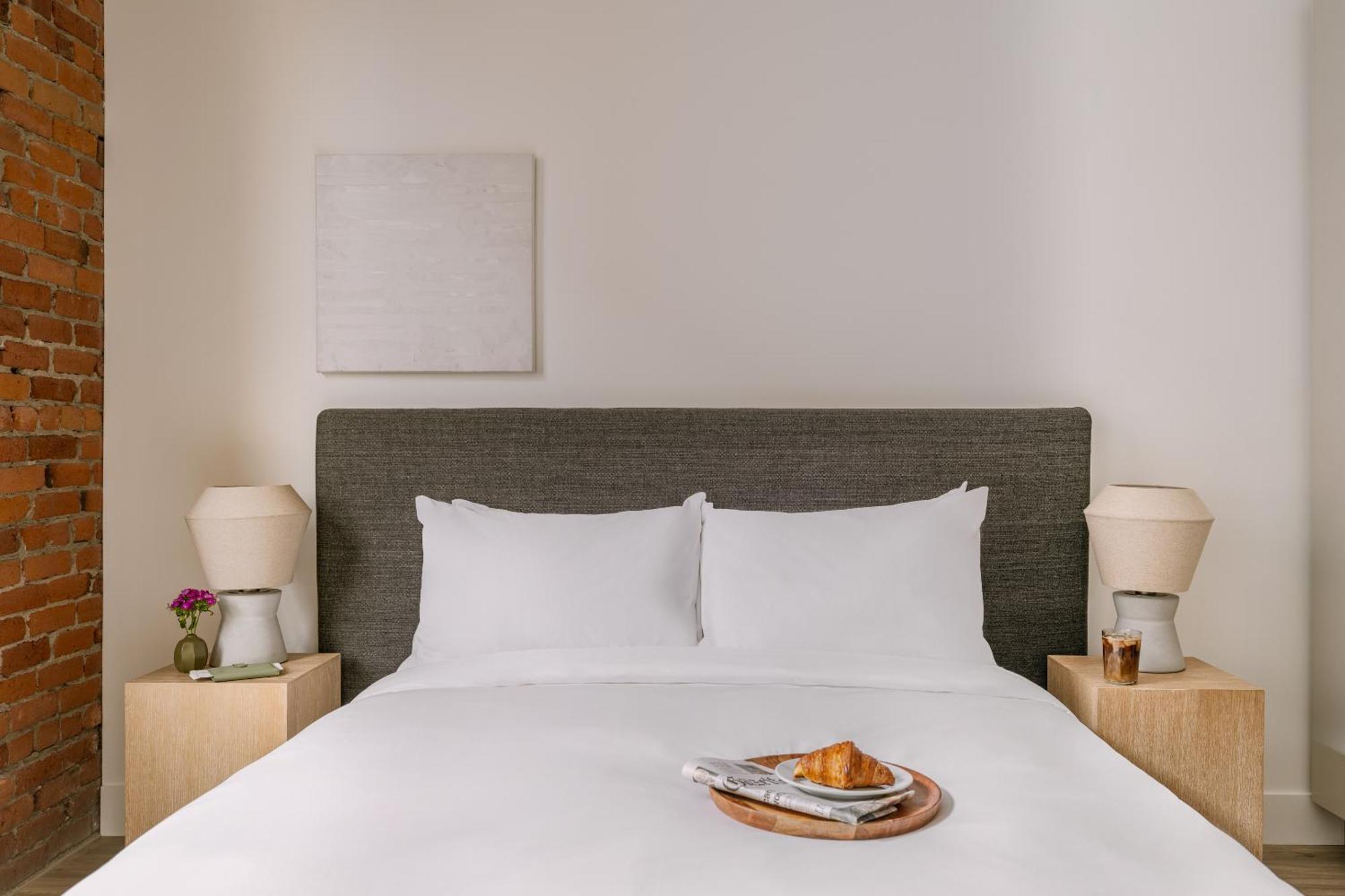 Sonder By Marriott Bonvoy Apollon Apartments Old Montreal モントリオール 部屋 写真